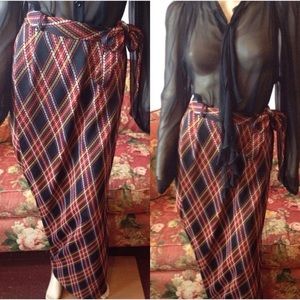 Vintage 1970s plaid tartan maxi skirt in black, red mustard & white.